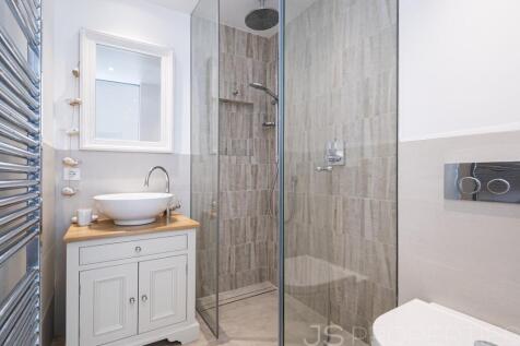 STUNNING FRONT LINE APARTMENT IN PORT DE POLLENSA