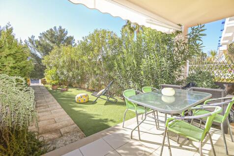 APARTMENT FOR SALE IN PUERTO POLLENSA 
