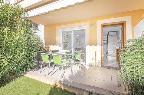 APARTMENT FOR SALE IN PUERTO POLLENSA 