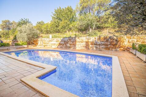 APARTMENT FOR SALE IN PUERTO POLLENSA 