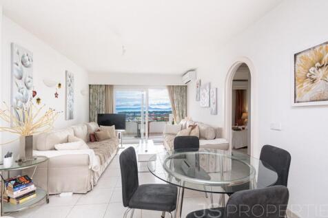 Beautiful Apartment with Sea View in Alcudia