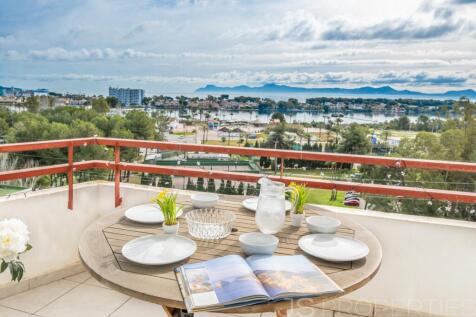 Beautiful Apartment with Sea View in Alcudia