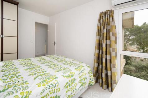 Penthouse in Gotmar with 3 Bedrooms and Sea View