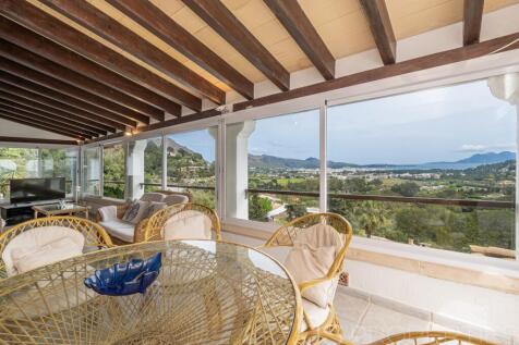 AMAZING VILLA WITH BREATHTAKING VIEWS ON POLLENSA BAY