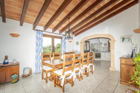 AMAZING VILLA WITH BREATHTAKING VIEWS ON POLLENSA BAY