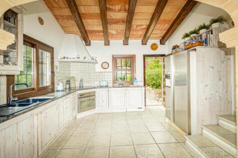 AMAZING VILLA WITH BREATHTAKING VIEWS ON POLLENSA BAY