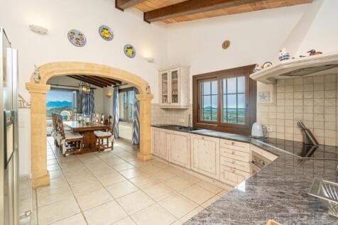 AMAZING VILLA WITH BREATHTAKING VIEWS ON POLLENSA BAY