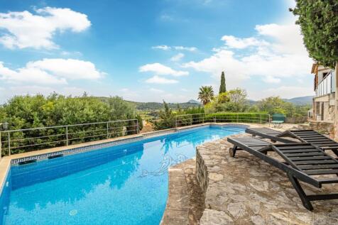 AMAZING VILLA WITH BREATHTAKING VIEWS ON POLLENSA BAY