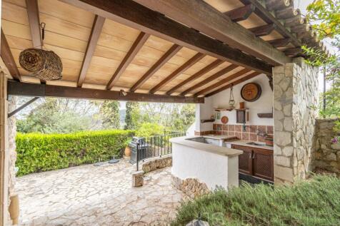 AMAZING VILLA WITH BREATHTAKING VIEWS ON POLLENSA BAY