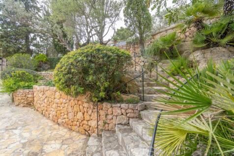 AMAZING VILLA WITH BREATHTAKING VIEWS ON POLLENSA BAY