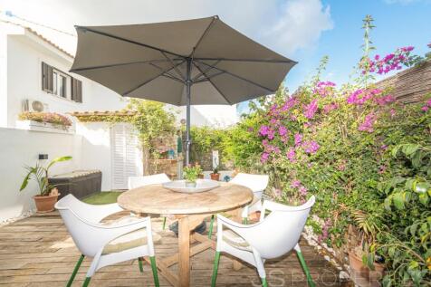 SEMI-DETACHED VILLA IN A VERY QUIET AREA OF PUERTO DE POLLENSA