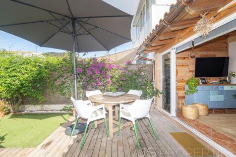SEMI-DETACHED VILLA IN A VERY QUIET AREA OF PUERTO DE POLLENSA