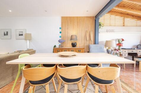 SEMI-DETACHED VILLA IN A VERY QUIET AREA OF PUERTO DE POLLENSA