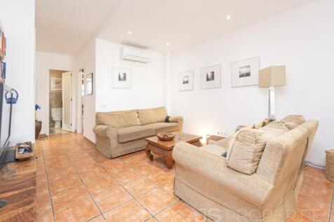 SEMI-DETACHED VILLA IN A VERY QUIET AREA OF PUERTO DE POLLENSA