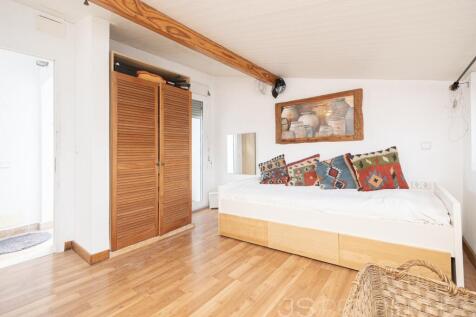 SEMI-DETACHED VILLA IN A VERY QUIET AREA OF PUERTO DE POLLENSA