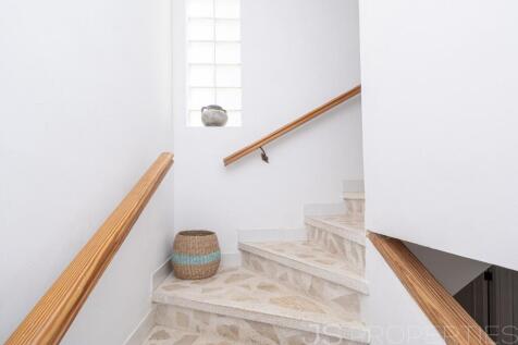 SEMI-DETACHED VILLA IN A VERY QUIET AREA OF PUERTO DE POLLENSA