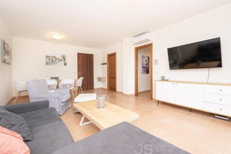 BEATIFUL APARTMENT WITH UNOBSTRUCTED IN PORT DE POLLENSA