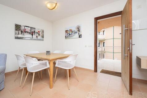 BEATIFUL APARTMENT WITH UNOBSTRUCTED IN PORT DE POLLENSA