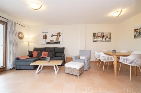 BEATIFUL APARTMENT WITH UNOBSTRUCTED IN PORT DE POLLENSA