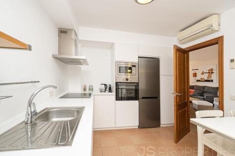 BEATIFUL APARTMENT WITH UNOBSTRUCTED IN PORT DE POLLENSA