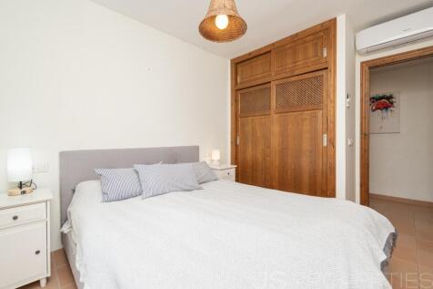 BEATIFUL APARTMENT WITH UNOBSTRUCTED IN PORT DE POLLENSA