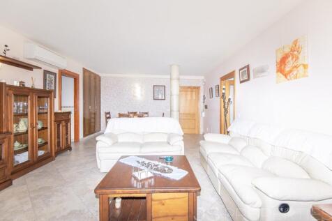 APARTMENT FOR SALE IN PUERTO POLLENSA 