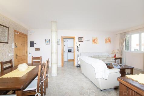 APARTMENT FOR SALE IN PUERTO POLLENSA 