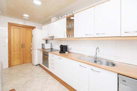 APARTMENT FOR SALE IN PUERTO POLLENSA 