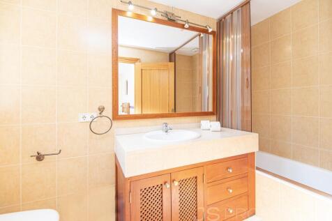 APARTMENT FOR SALE IN PUERTO POLLENSA 