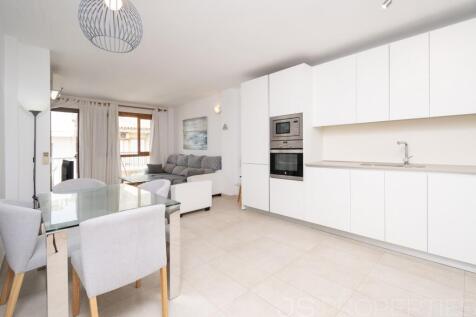 APARTMENT IN THE HEART OF PORT DE POLLENSA