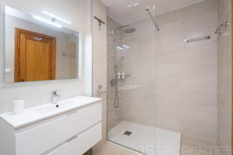 APARTMENT IN THE HEART OF PORT DE POLLENSA