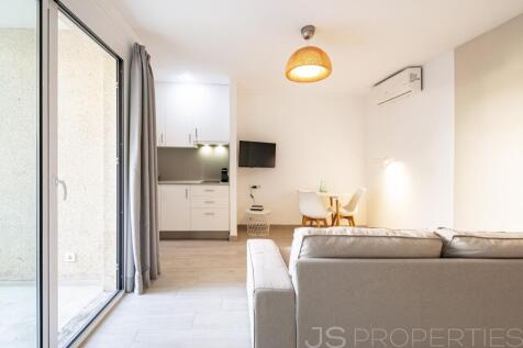 Rare Opportunity: Ground Floor Apartment in Sought-After Pinaret!