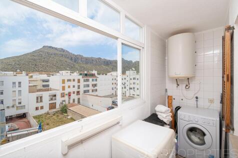 APARTMENT WITH BREATHTAKING SEA AND MOUNTAINS VIEWS