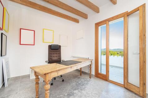 Dream Finca with Panoramic Views near Santa Margalida