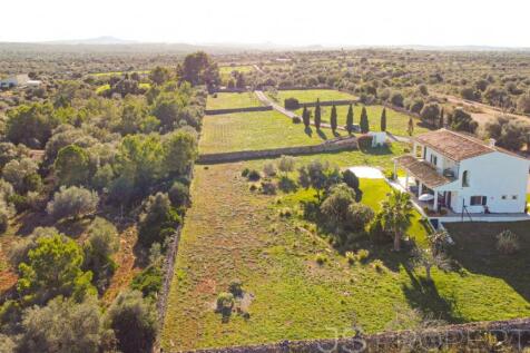 Dream Finca with Panoramic Views near Santa Margalida