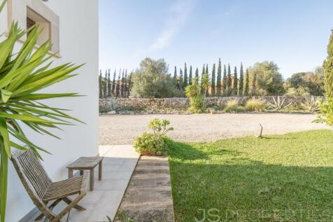 Dream Finca with Panoramic Views near Santa Margalida