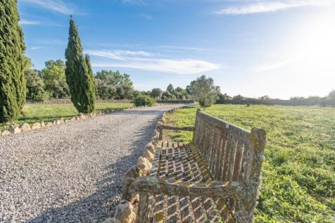 Dream Finca with Panoramic Views near Santa Margalida
