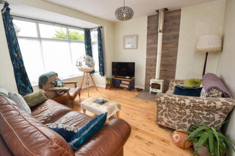 Three Bedroom End Terrace