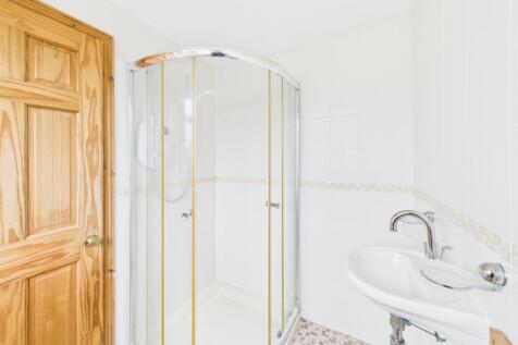 Master Bedroom Ensuite