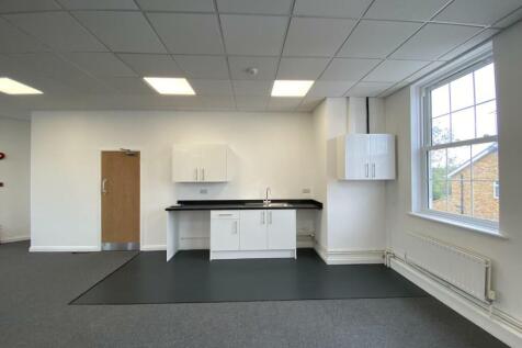 Suite 4 (2).JPG