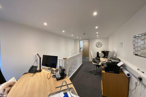 Office (2).JPG