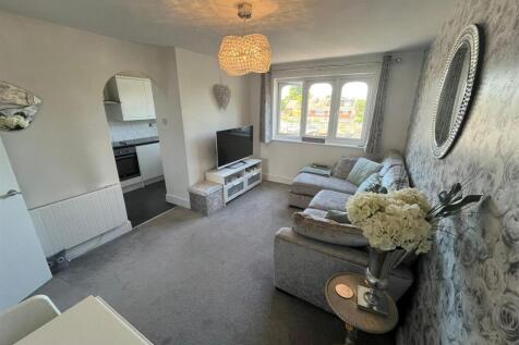 living room ..jpg