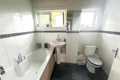Bathroom.jpeg