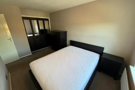 Bedroom.jpg