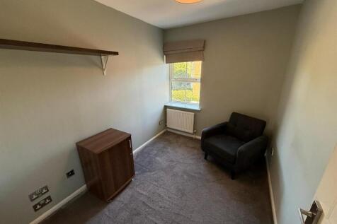 Bedroom 2.jpg