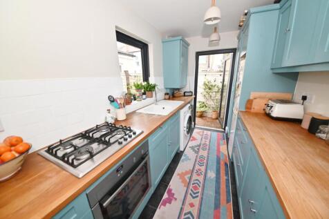 Property Image 4