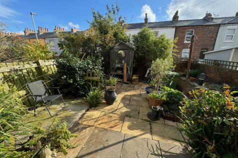 Garden 2.jpg