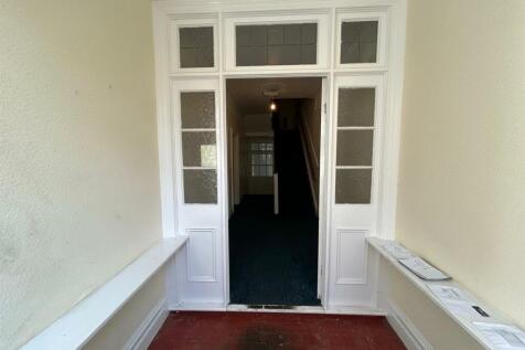 vestibule.jpg