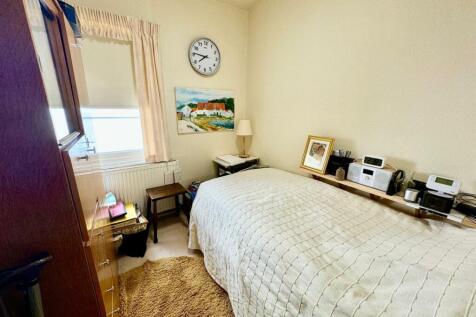 Bedroom 3.jpg