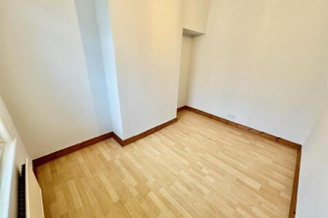 Bedroom 2.jpg